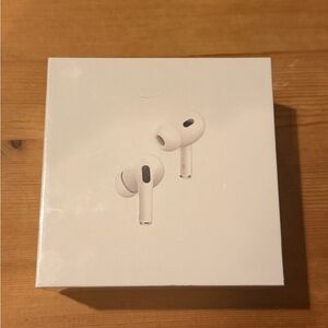 White Wireless Earbuds